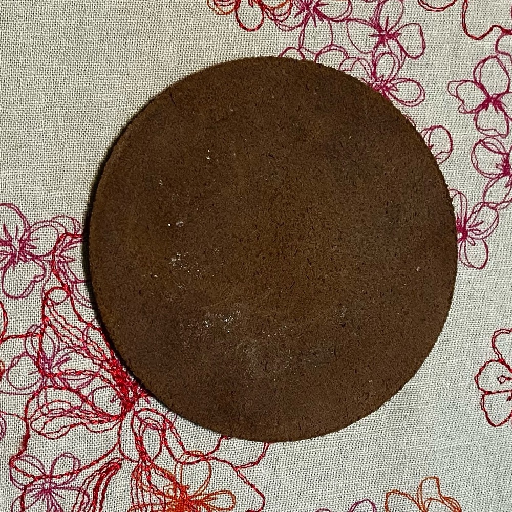 Leather coaster - Picture 2 of 2